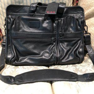 Vintage Leather Tumi Alpha 9624D3